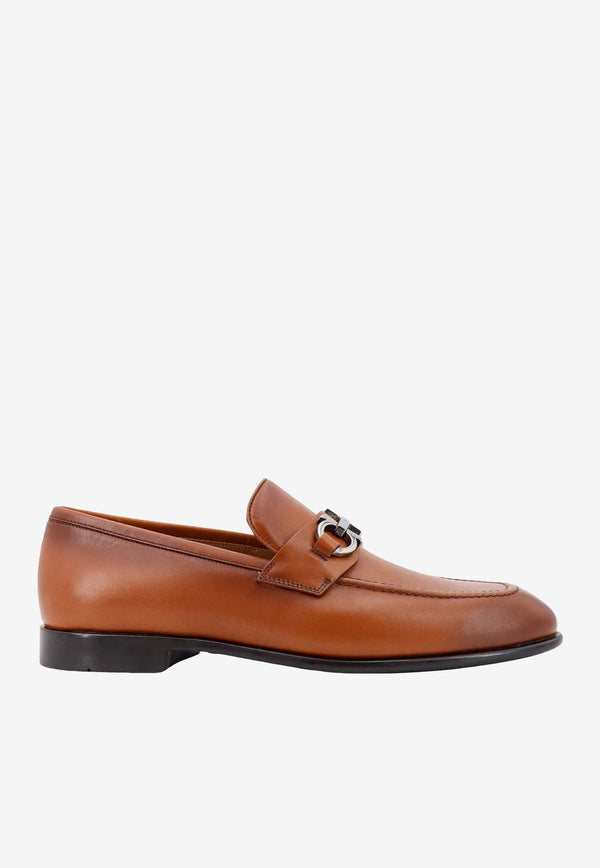 Gancini Plaque Leather Loafers