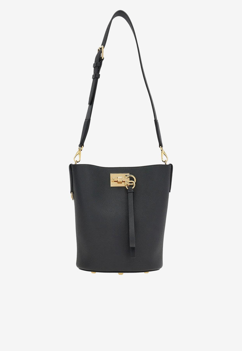 Studio Bucket Bag in Calf Leather