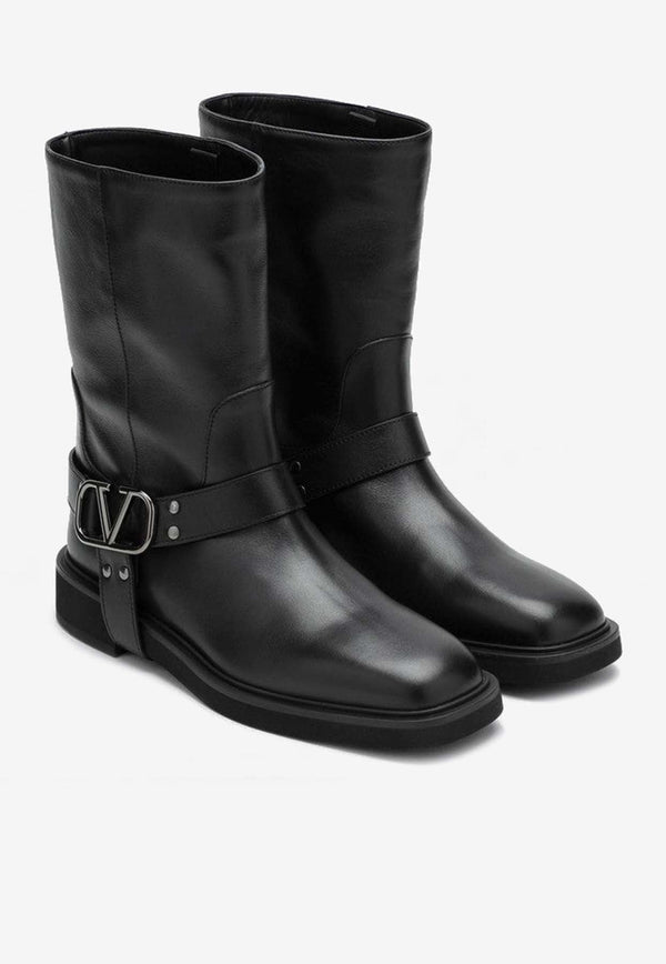 VLogo Signature Leather Ankle Boots